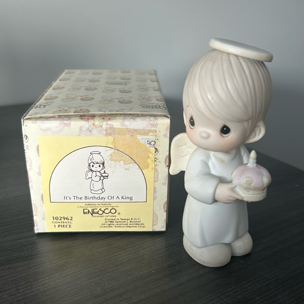 Precious moment with box 102962